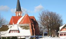 Blick zur Pfarrscheune