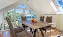 Wohnzimmer mit Meerblick