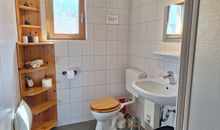 Bad mit Dusche/ WC