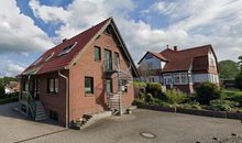 Wohnhaus mit Fewo im Obergeschoss