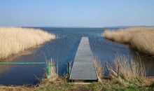 Steg am nahen großen Jasmunder Bodden