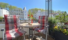 bestuhlter Balkon für entspannte Momente
