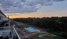 Abendrot mit Pool