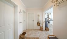 Der Haupteingang des Hauses Miramare