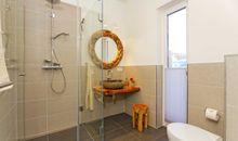 Badezimmer im Erdgeschoss