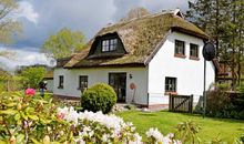 Ferienhaus und -wohnung unterm Reetdach in Woorke