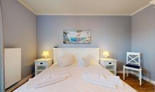 Doppelbett-Schlafzimmer