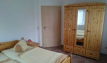 Doppelbett m. Schrank
