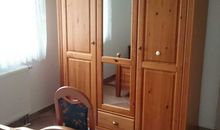 Doppelbett m. Schrank 2. Schlafzimmer