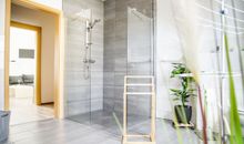 modernes Badezimmer