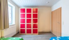 Gäste-/ Kinderzimmer mit Kleiderschrank
