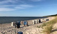 Strand vor der Ferienanlage