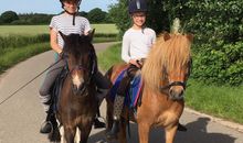 Ausritt mit Ponys