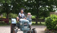 Oldtimer mit Kinder