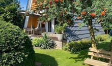 Komfortabeles Finnhuetten Ferienhaus im Fischerdorf Freest