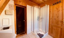 Komfortabeles Finnhuetten Ferienhaus im Fischerdorf Freest