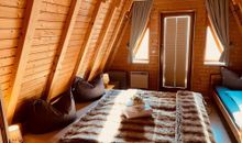 Komfortabeles Finnhuetten Ferienhaus im Fischerdorf Freest