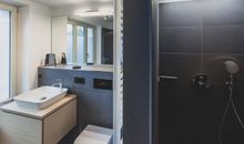 Landhaus am Teich - Saaler Bodden - Ferienhaus türkis